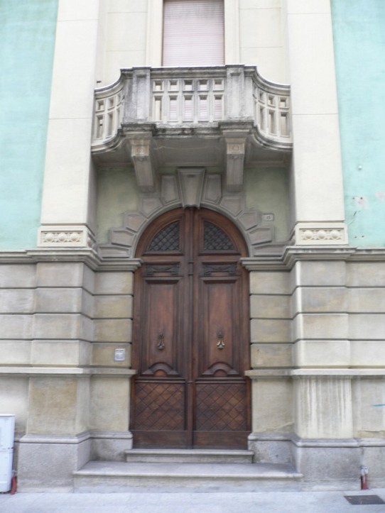 Italien - Olbia - Olbias Fassaden
