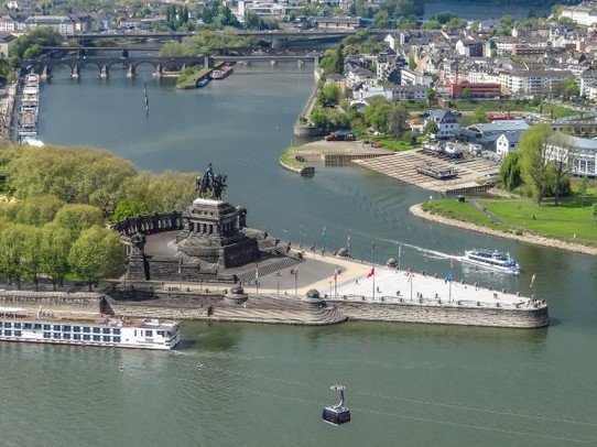 Deutschland - Koblenz - Aussicht auf die Mosel von oben