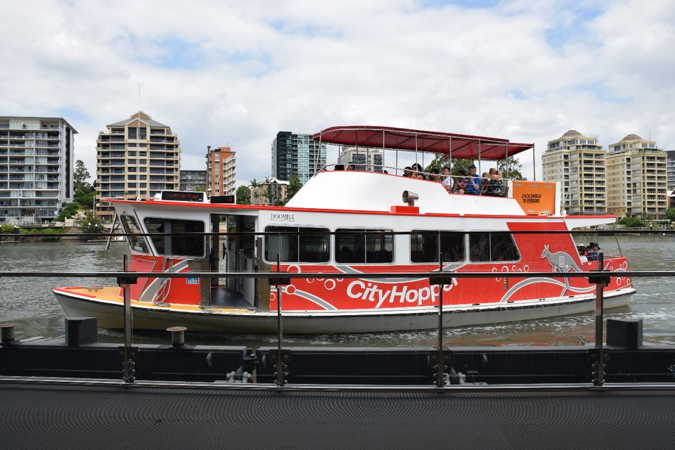 Australien - Brisbane - Das kostenlose Fährboot, mit dem wir in die Innenstadt gefahren sind