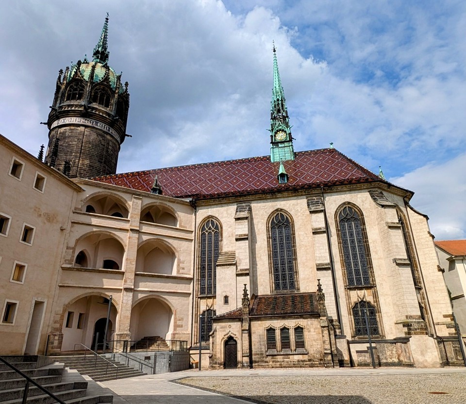 Deutschland - Lutherstadt Wittenberg - Die Schlosskirche von der Rückseite.
