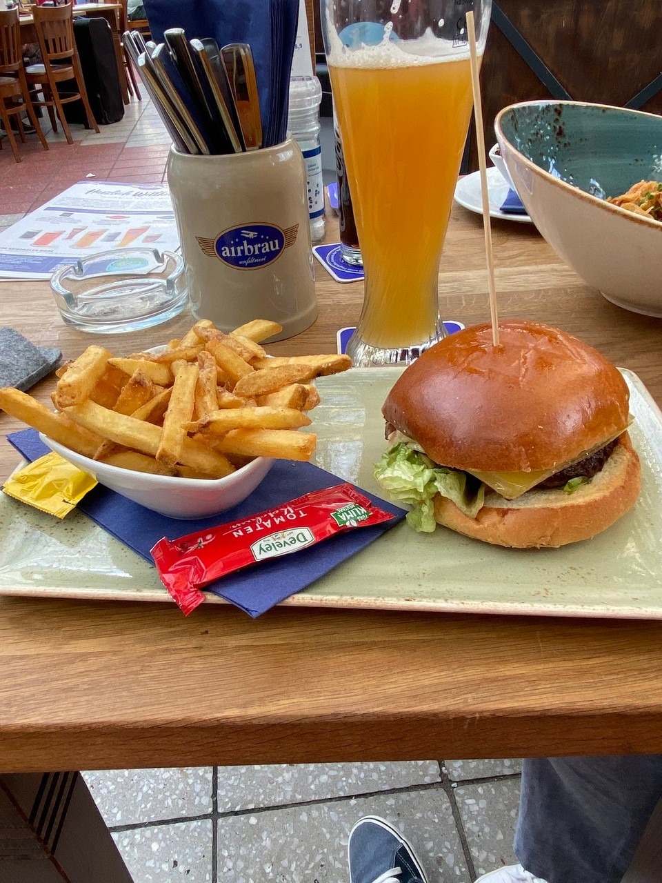 Deutschland - Erding - Hamburger für Heinz