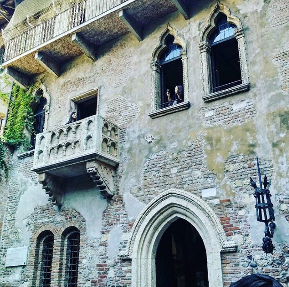 Italia - Milano - Il famoso e finto balcone di Giulietta a Verona.