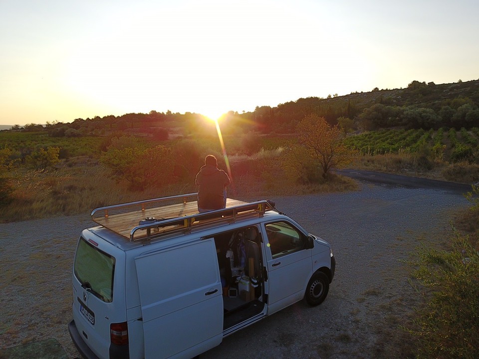 Frankreich - Peyriac-de-Mer - Ratet mal was mein Lieblingsfeature am Bus ist?