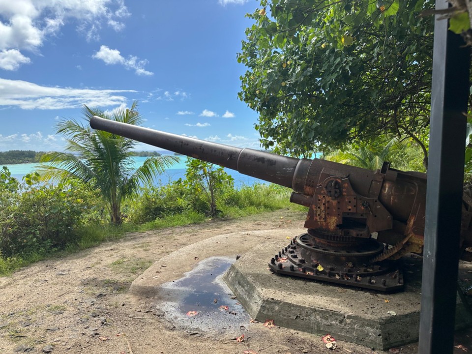 Französisch-Polynesien - Bora-Bora - Stellungen aus dem 2. Weltkrieg 