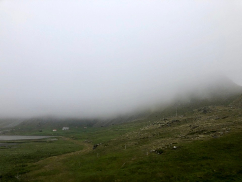 Island - Sveitarfélagið Hornafjörður - Schweren Herzens begeben wir uns auf die Weiterfahrt... So weit ist es nun auch nicht mehr bis zu unserem Campingplatz...