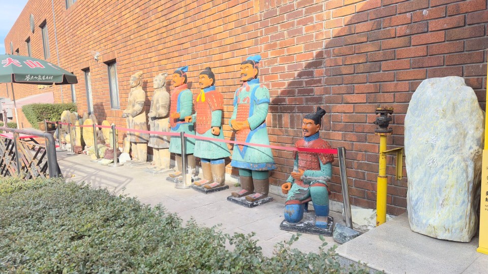 中国 - 西安市 - So farbig waren alle Soldaten