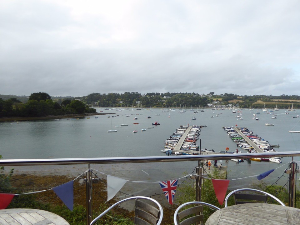 United Kingdom - Helston - The Sailing Club is in a fantastic location and has great facilities - including the best showers I’ve used on our travels; spotlessly clean, hot and powerful, hairdryers, and a big changing area all to myself. We also enjoyed a tasty supper in a buzzy bar. 