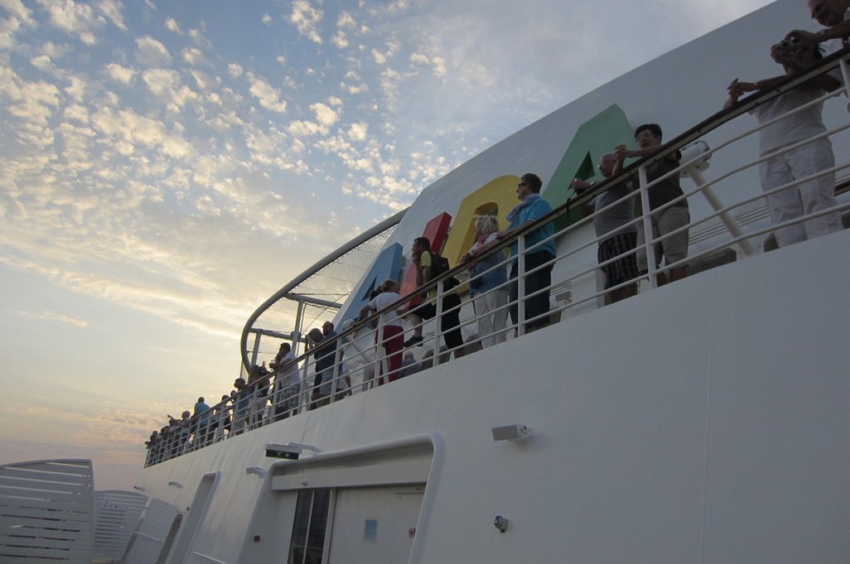 - Abu Dhabi - Auf Wiedersehn Abu Dhabi, du beeindruckende Stadt in der Wüste!