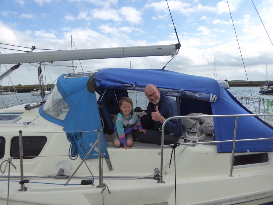 United Kingdom - Chelmsford - And then a real bonus; Mark, Eli and Ryu popped by after Ryu had been at nursery nearby.