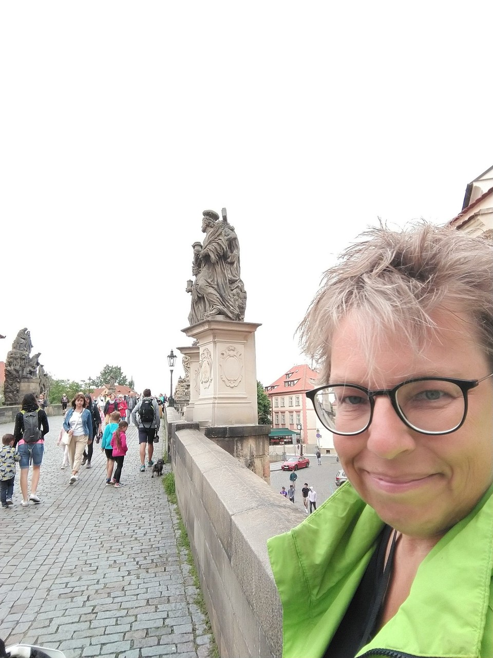 Tschechien - Prag - Das wichtigste zuerst: I made it! 
Nach über 1000 km in 17 Streckentagen bin ich heute um 13.30 Uhr an der Karlsbrücke in Prag angekommen.
Ich liefere die nächsten Tage noch ein bisschen Statistik, muss aber alles erst ausrechnen.