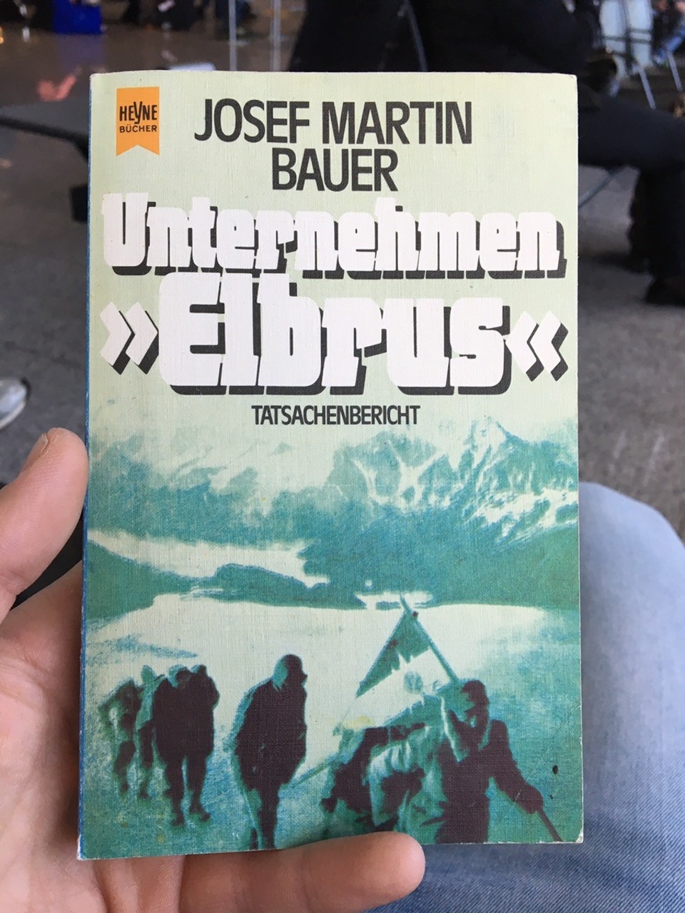 Russland -  - Zur Einstimmung ein Buch aus dem Antiquariat. Soldaten schreiben über ihren Aufstieg im Jahr 1942. War nicht ganz so lustig damals. - Nik