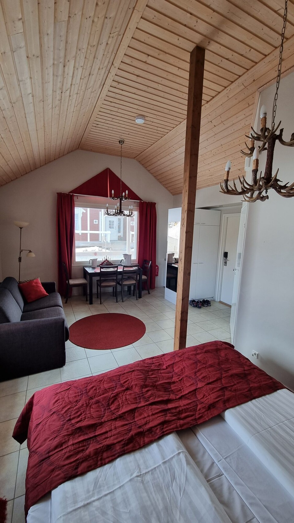 Finnland - Rovaniemi - Hotel Santa Claus Holiday Village