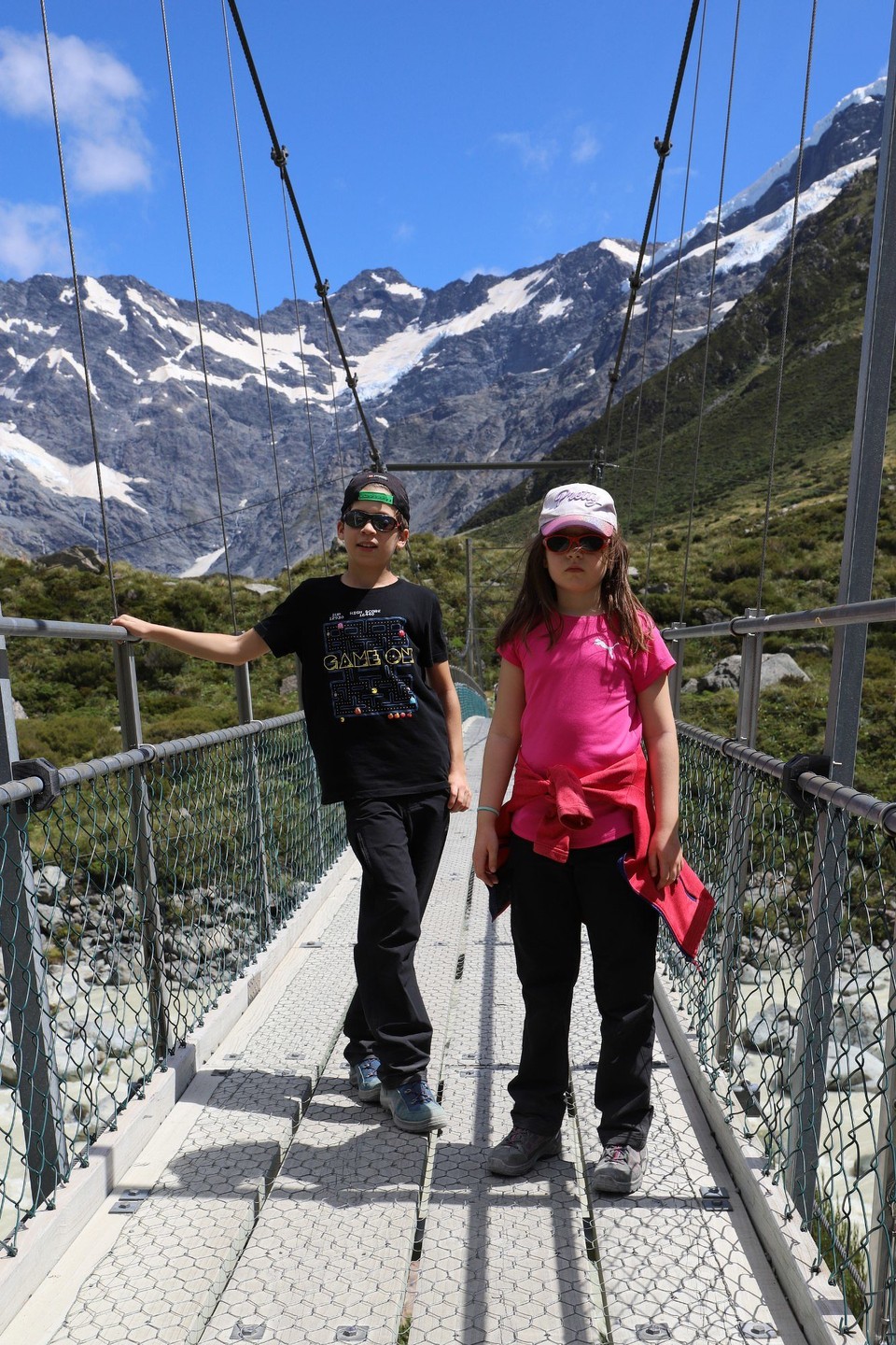 Neuseeland - Omarama - Auf einer der drei Hängebrücken. 