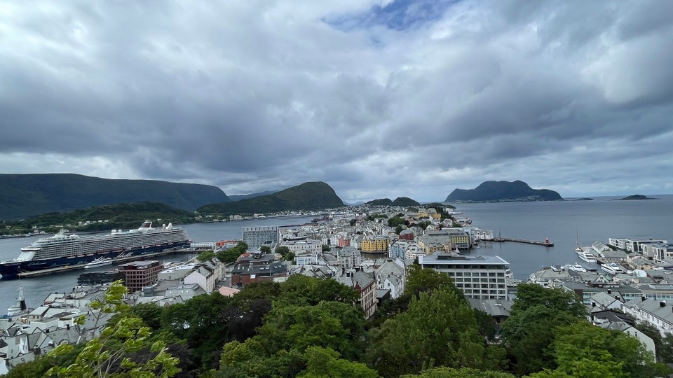 Norwegen - Ålesund - Nach 418 Treppenstufen ist es geschafft