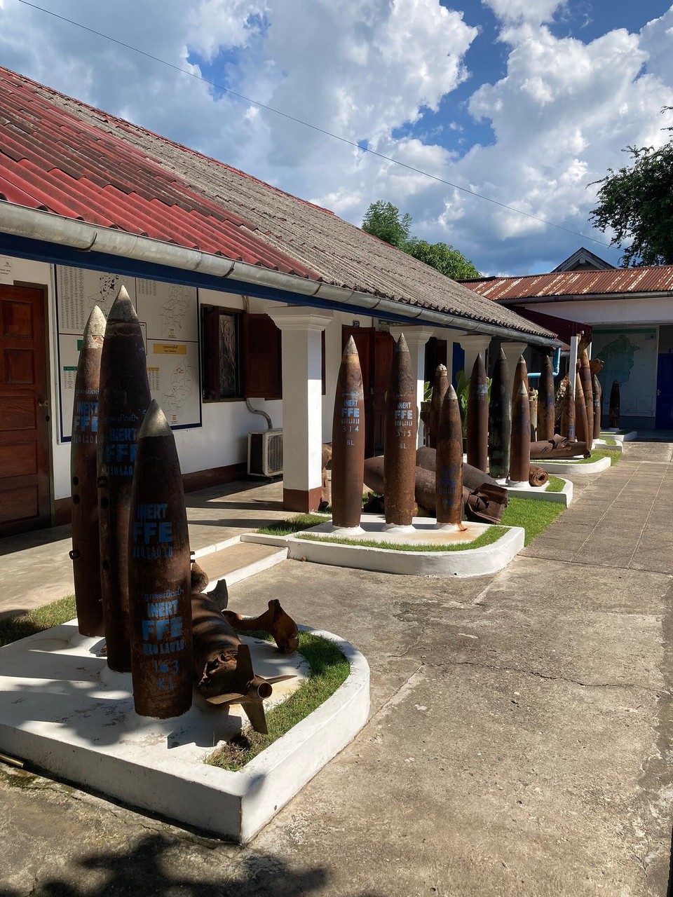 Laos - Luang Prabang - Dann schau ich mir auch hier noch mal ein UXO Museum an