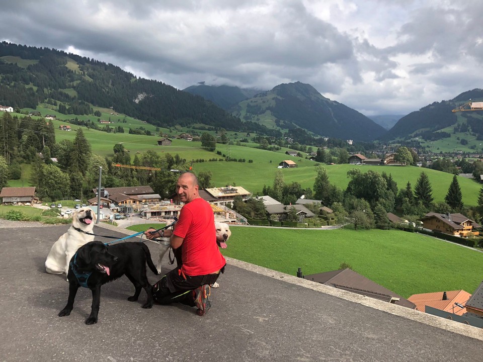 Schweiz - Gstaad - Von Oben 
