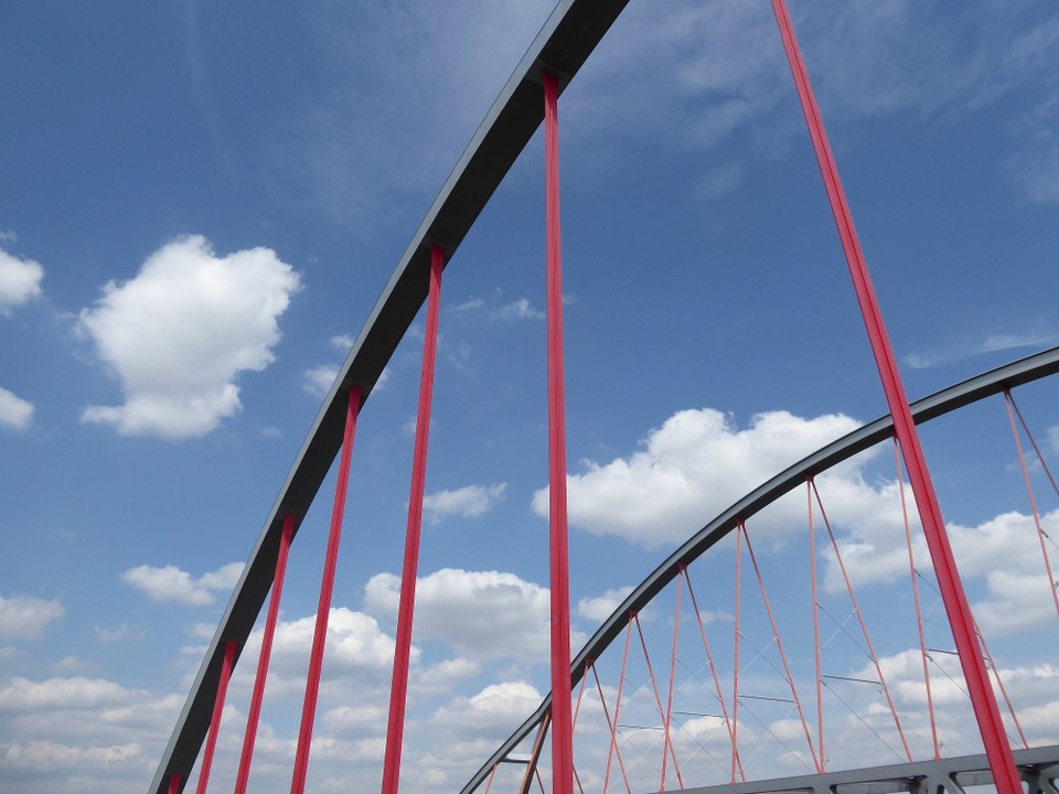 Deutschland - Lutherstadt Wittenberg - Die Elbe musste mit Hilfe dieser wunderschönen Brücke überquert werden.