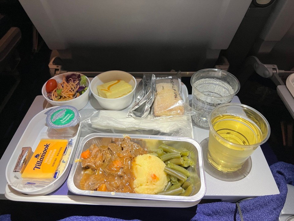 Vereinigte Staaten - New York - das Essen im Flieger war heute richtig gut