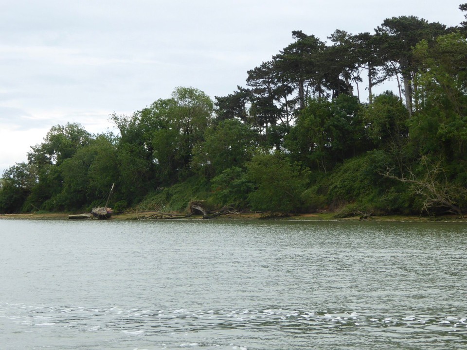 United Kingdom - Woodbridge - We’re sorry not to be anchoring at the Rocks this time, one of our favourite anchorages.