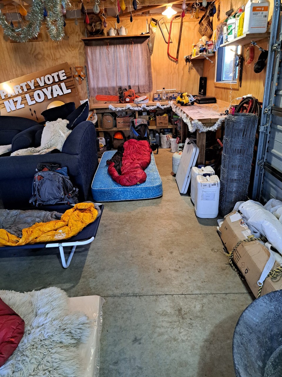 Neuseeland - Puketotara - Schlafplatz in der Garage 