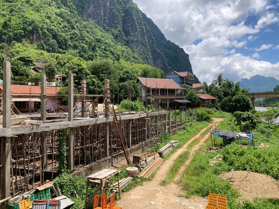 Laos - Ngoi - 