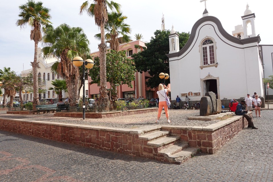 Kap Verde - Mindelo - Plaz a Kiirch