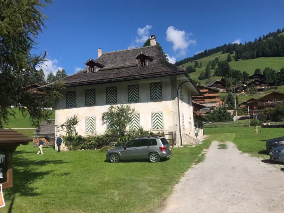 Schweiz - Villeneuve (VD) - Unserer Fahrt geht weiter in Richtung Genfer See. 