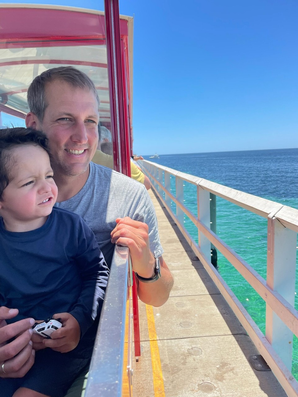 Australien - Busselton - Um die gleiche Strecke nochmal zu fahren. Elias liebt halt Züge.