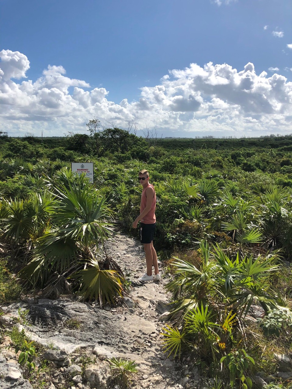 Bahamas -  - Wanderung zu einem Blue Hole mitten im Nichts ☀️🌴
