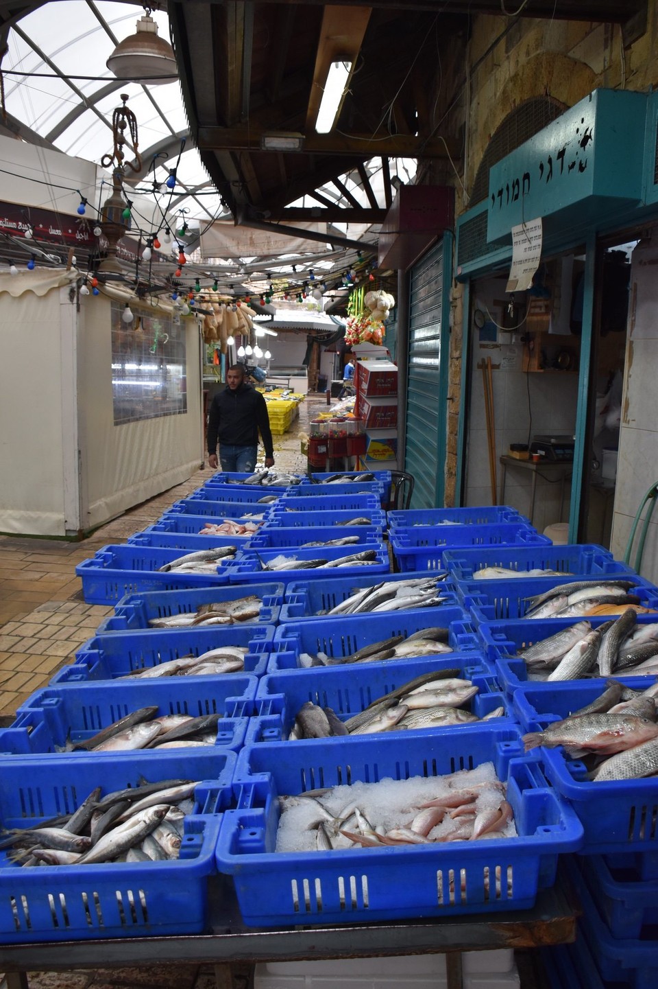 Israel - Haifa - Ein Großteil der Altstadt besteht aus einem Markt mit vielen kleinen Ständen.