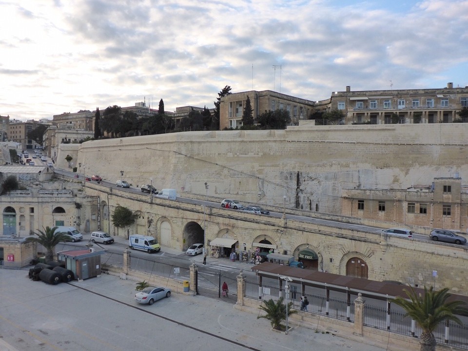 Malta - Valletta - Dieser Blick ist von unseren Balkon