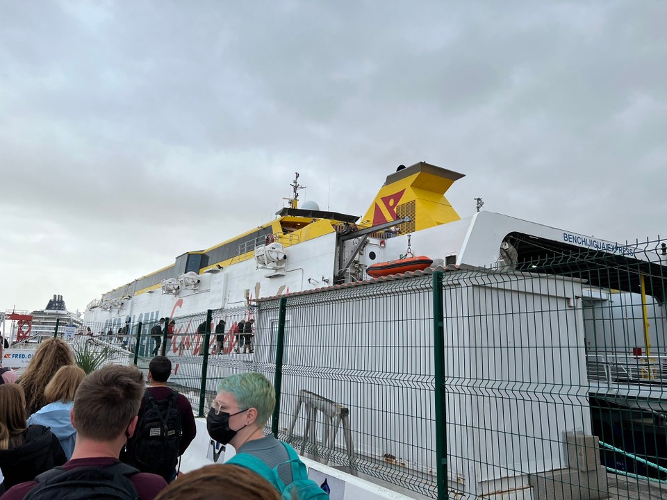 Spanien - San Sebastián de La Gomera - Bereit zum Boarding 