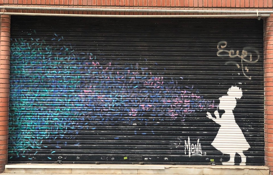 Spanien - Mataró - In Barcelona wurden die Rollläden oft toll gestaltet. Vermutlich damit nicht andere die Rollläden mit Graffiti verzieren. 