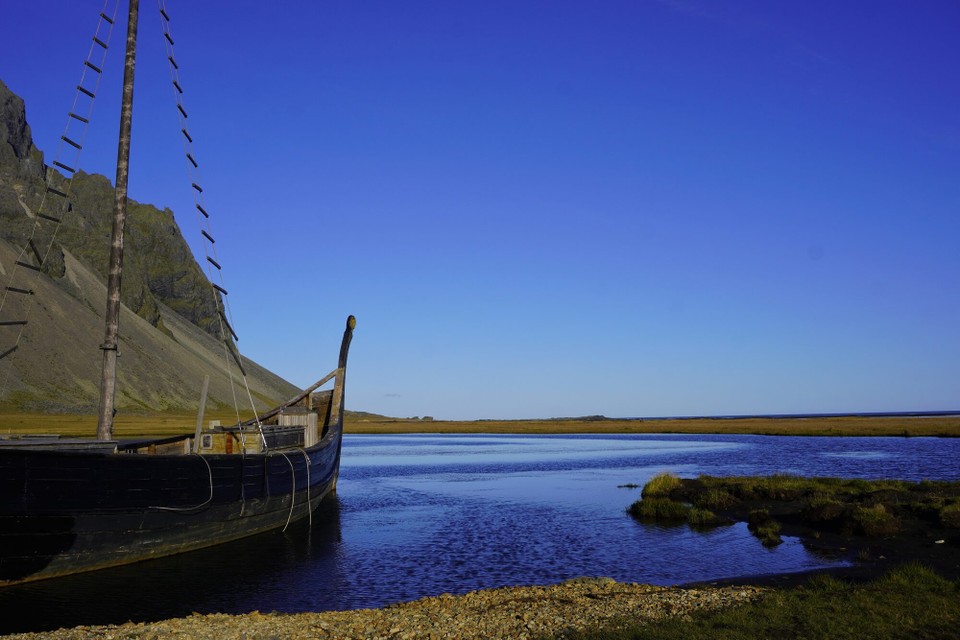 Island - Stokksnes - S' Wikingerdorf aluege