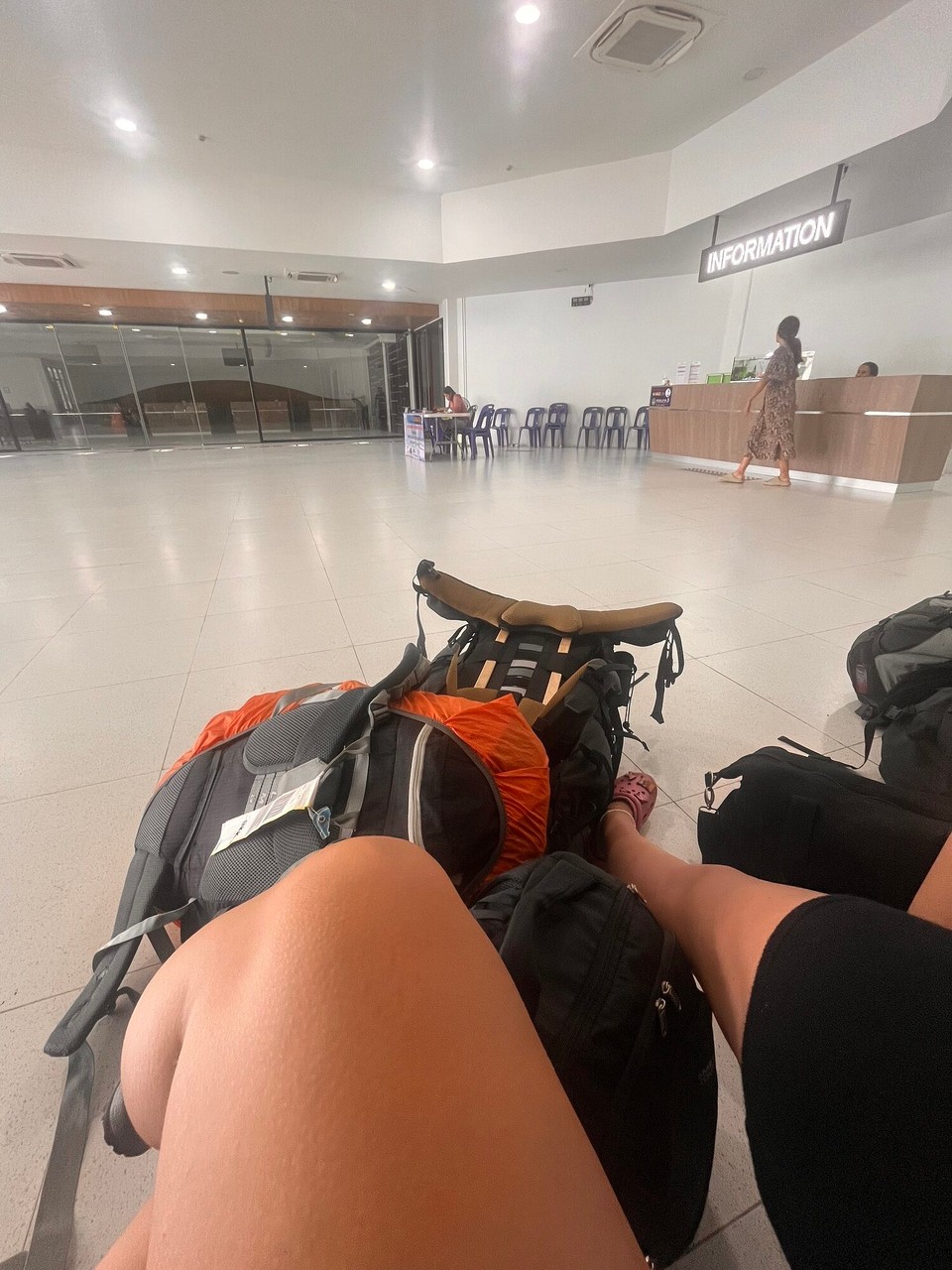Thailand - Mueang Krabi - Travel day that took all day… 
Left the samui at 12pm after difficulty finding the pier and then a 4 hour van journey to Krabi. Using Ao Nang as a stop over before phi phi tomorrow 