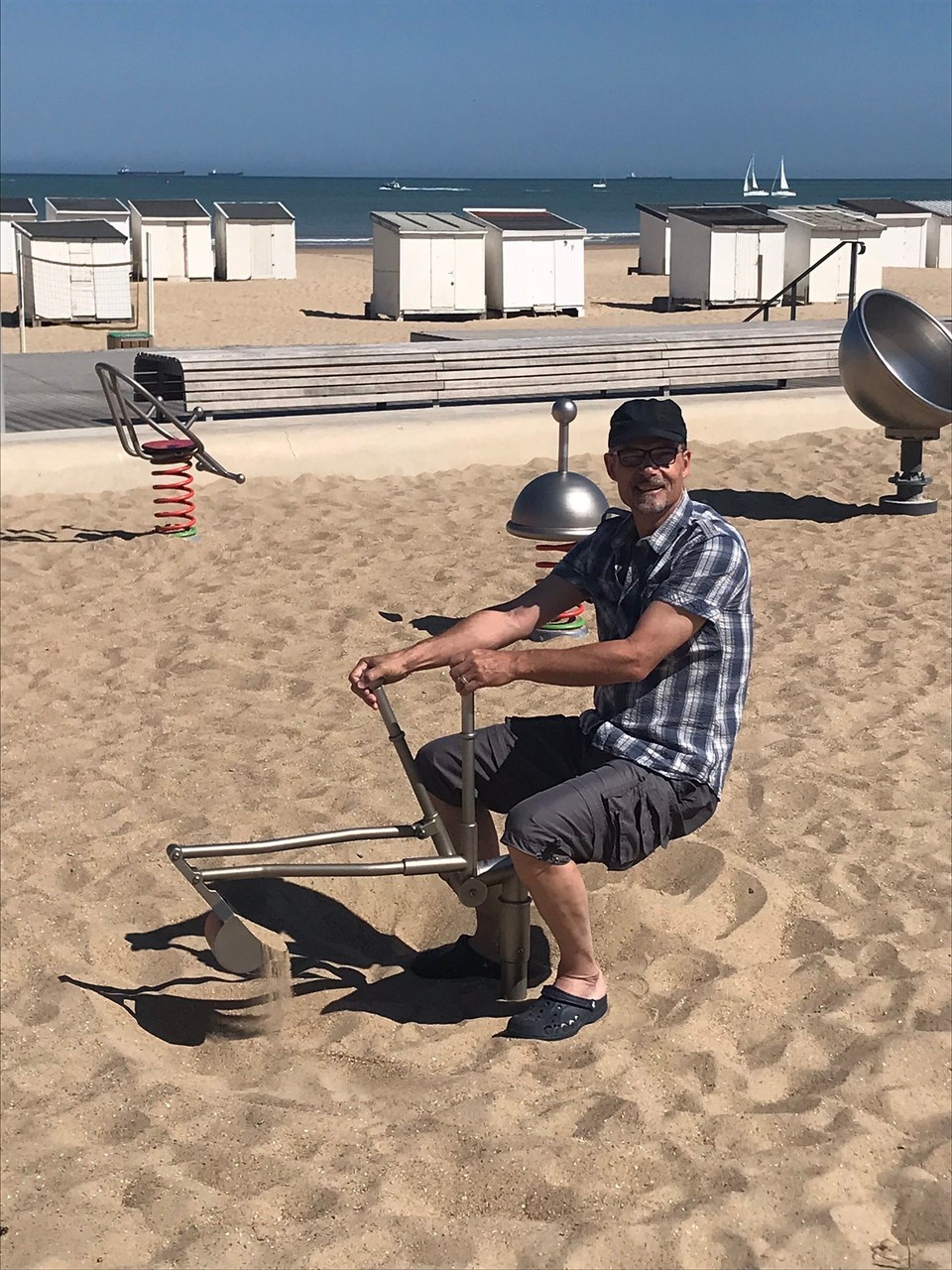 Frankreich - Calais - U dr Vättu cha no chli spile 😀