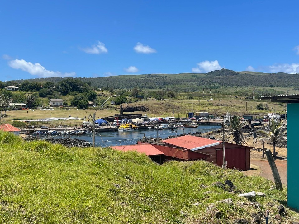 Chile - Osterinsel - das Tenderhäfchen auf der Insel
