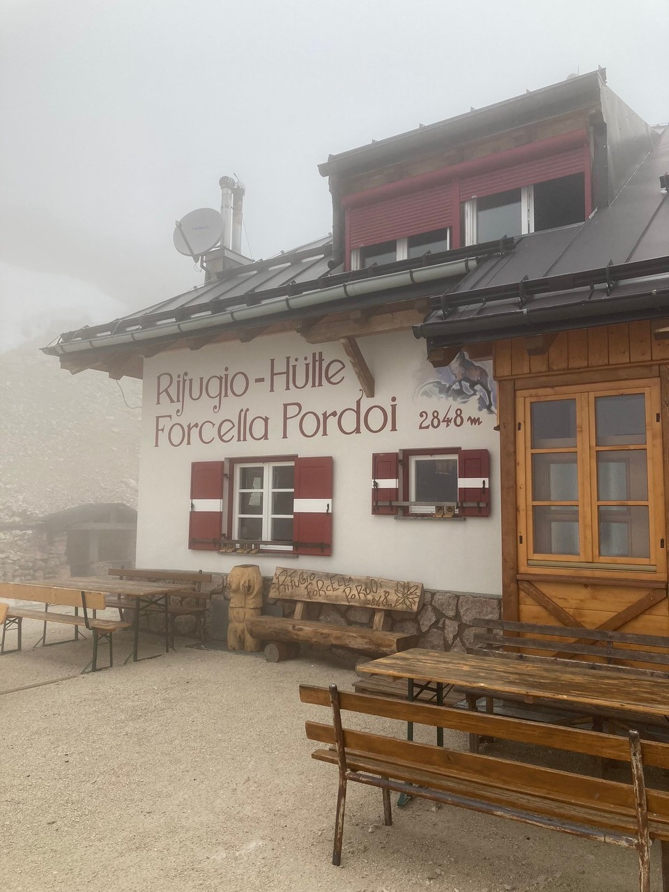 Italien - Livinallongo del Col di Lana - Vorbei an der Pordoi Hütte