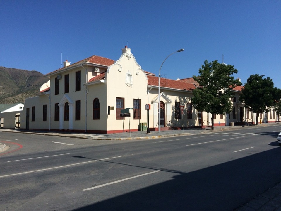 Südafrika - Graaff-Reinet - Blick auf die Main Street in Graff Reinet