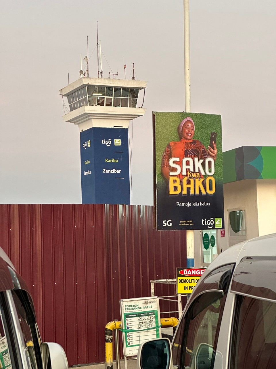 Tansania - Magharibi - Try erasing m