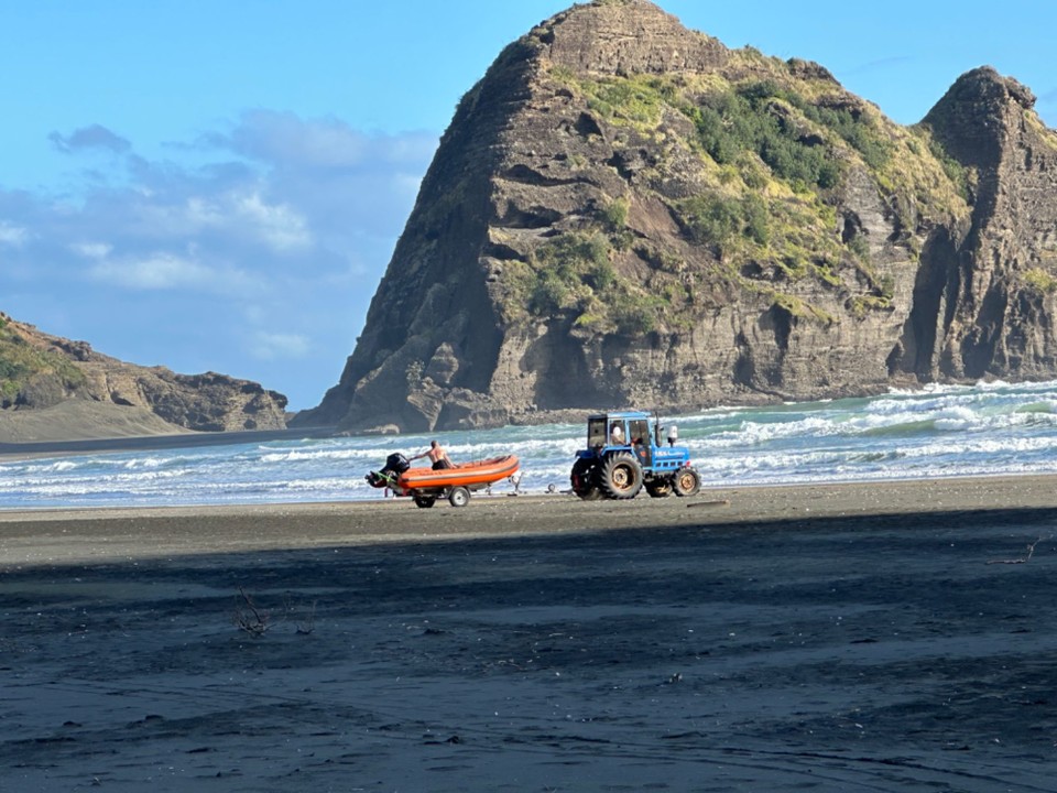 Neuseeland - Auckland - … Schiffchen zu Wasser lassen 