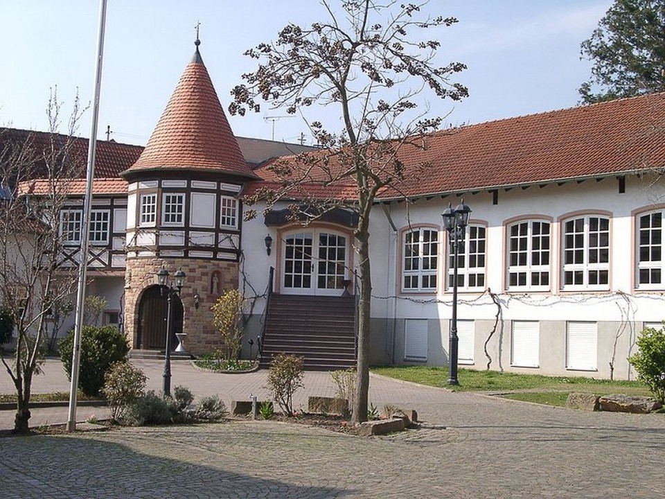 Deutschland - Deidesheim - Pfarramt Deidesheim