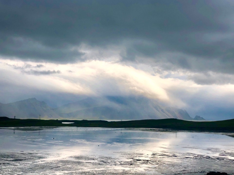 Island - Höfn - Wolken können doch auch sehr schön sein irgendwie 😍