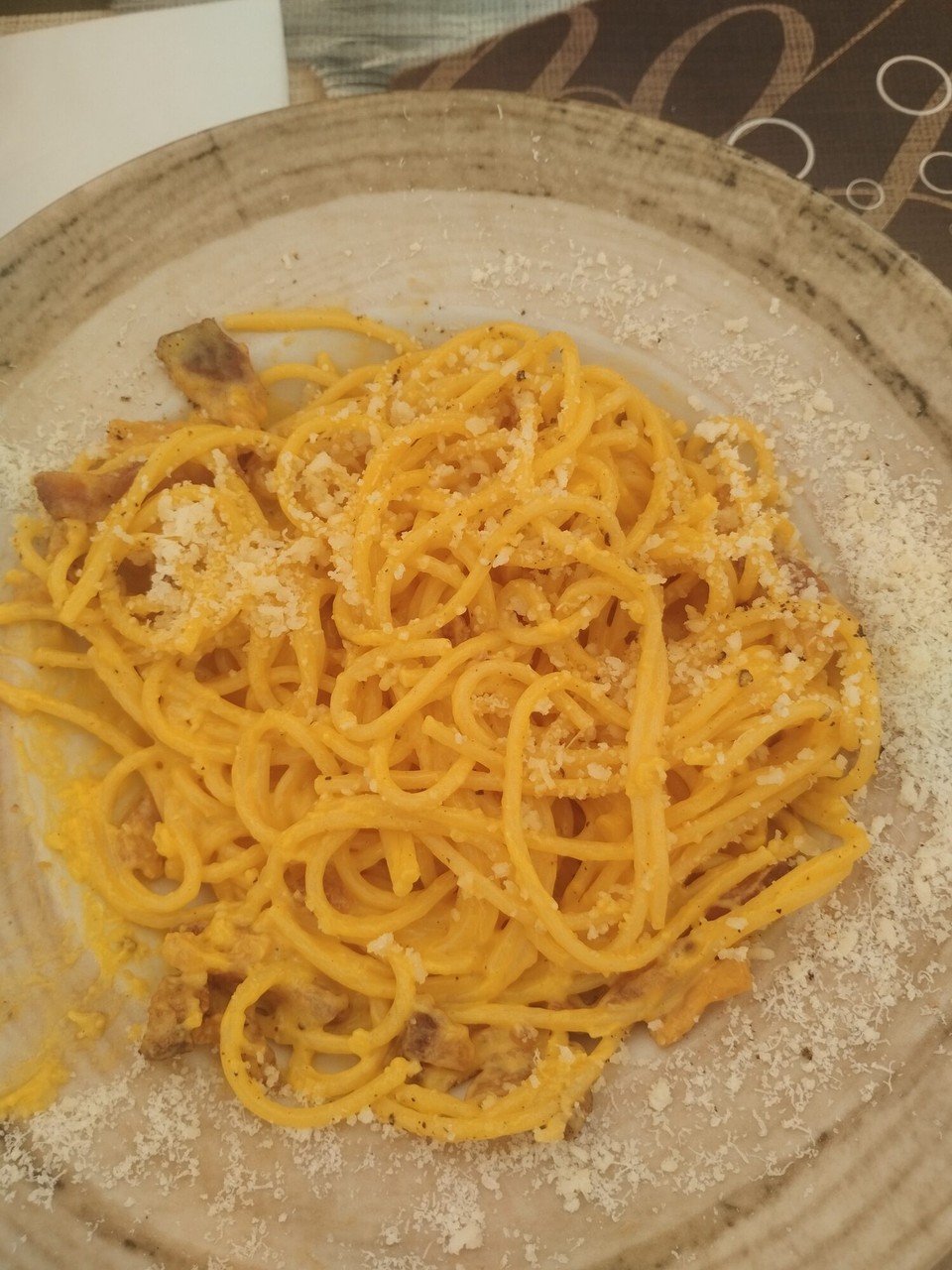 Italien - Pescara - ........PIPIFEIN, zum Niederknien! Argentinisches Rindersteak und Spaghetti mit ECHTER Carbonara.😋😋😋😋