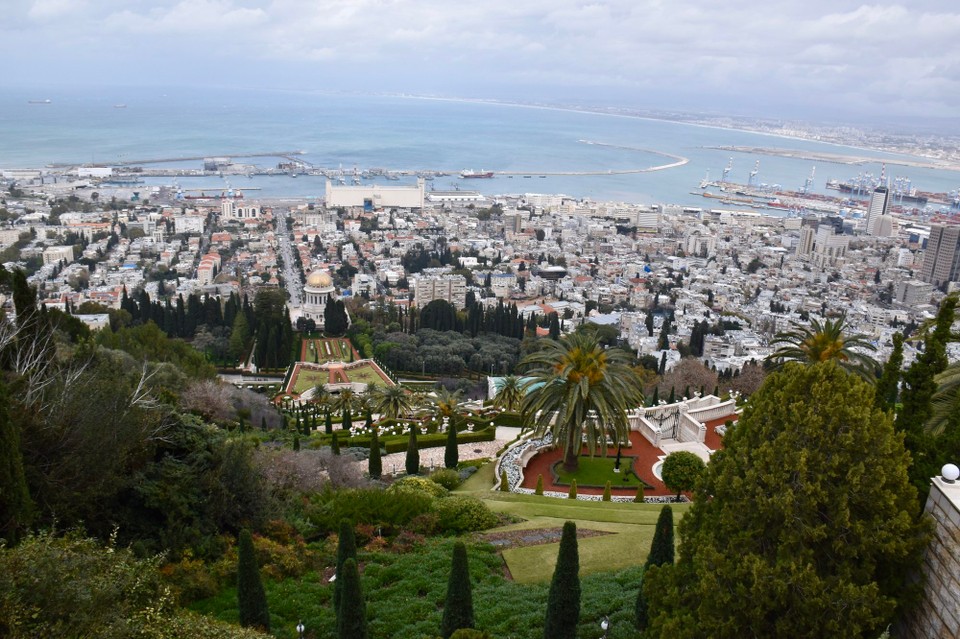 Israel - Haifa - Die Bahai Gärten erstrecken sich über 19 Terrassen und einen Höhenunterschied von 250 m.