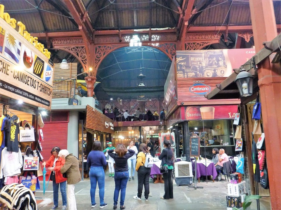 Uruguay - Montevideo - Mercado del Puerto