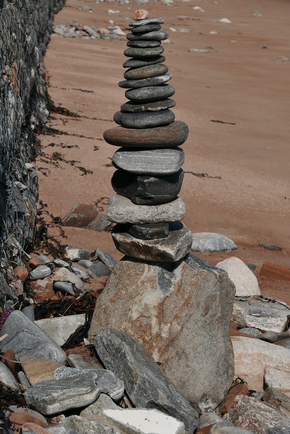 Vereinigtes Königreich - Inverness - Strandkunst....