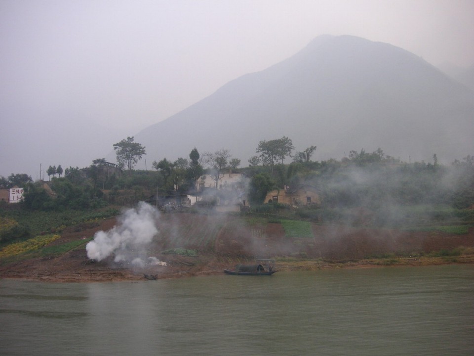 China - unbekannt -  die Insel wird versinken