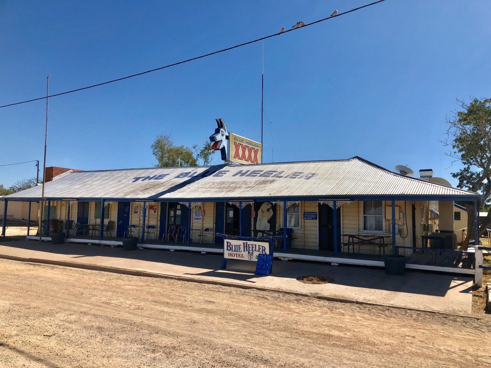 Australia - Julia Creek - Blue Heeler Hotel 