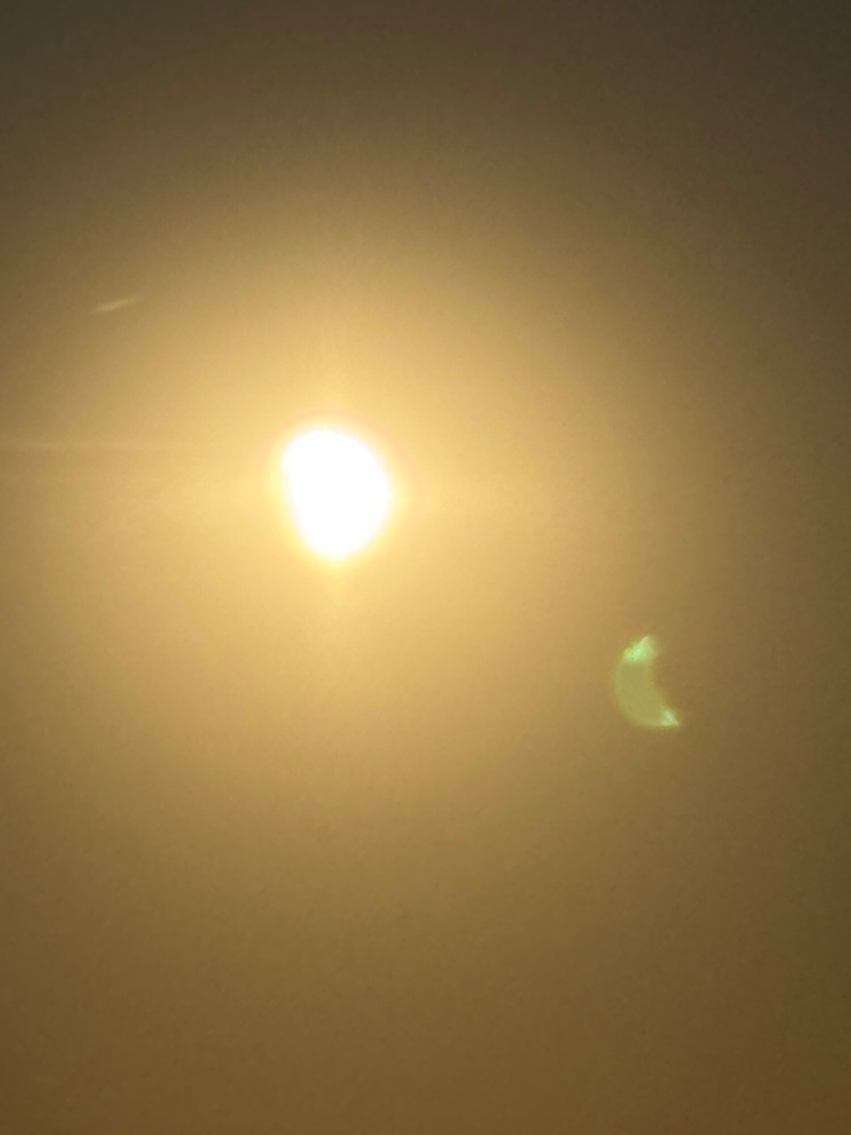 Niederlande - Oostkapelle - Sonnenfinsternis als Laie fotografiert 